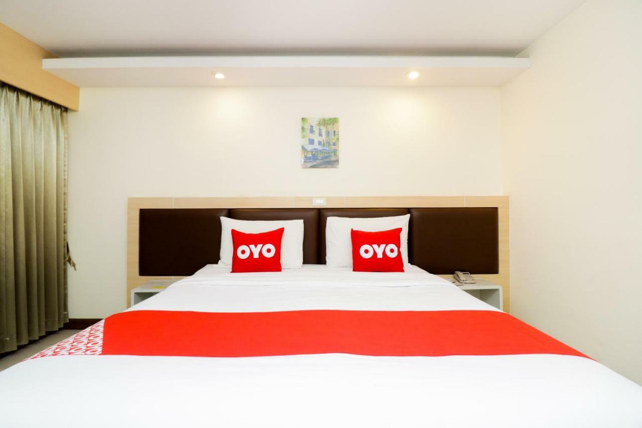Oyo 234 Tara Grande Hotel & Spa Bangkok Exterior photo