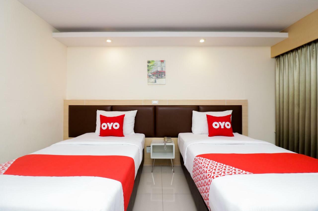 Oyo 234 Tara Grande Hotel & Spa Bangkok Exterior photo
