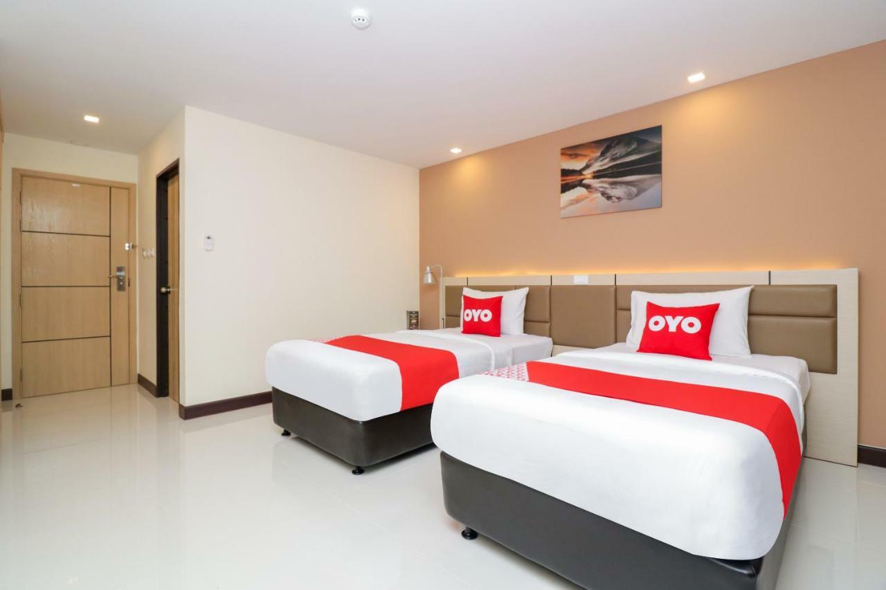 Oyo 234 Tara Grande Hotel & Spa Bangkok Exterior photo